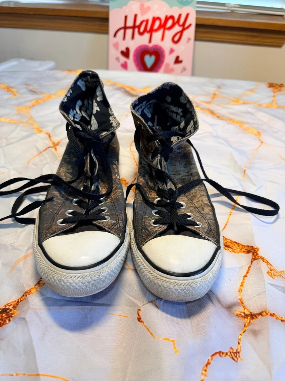 2014 Black Sabbath Converse all Stars size 9 1/2